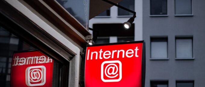 keunggulan iklan di internet